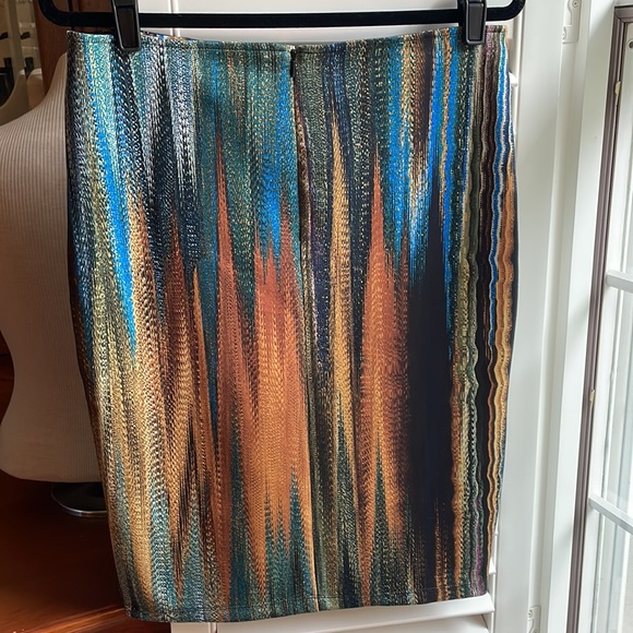 H&M pencil skirt - Picture 3 of 7